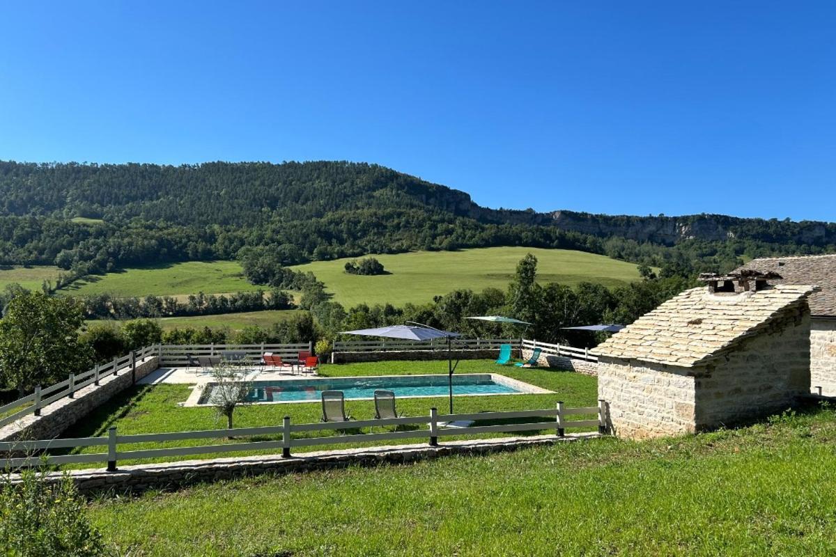 Canilhac Pour 4 Personnes Avec Piscine Partagee Et Vue Panoramique En Lozere Holiday home Banassac